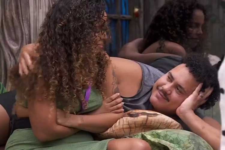 BBB24: Lucas Henrique faz proposta inusitada para Pitel e sister responde: 'Cara lisa'
