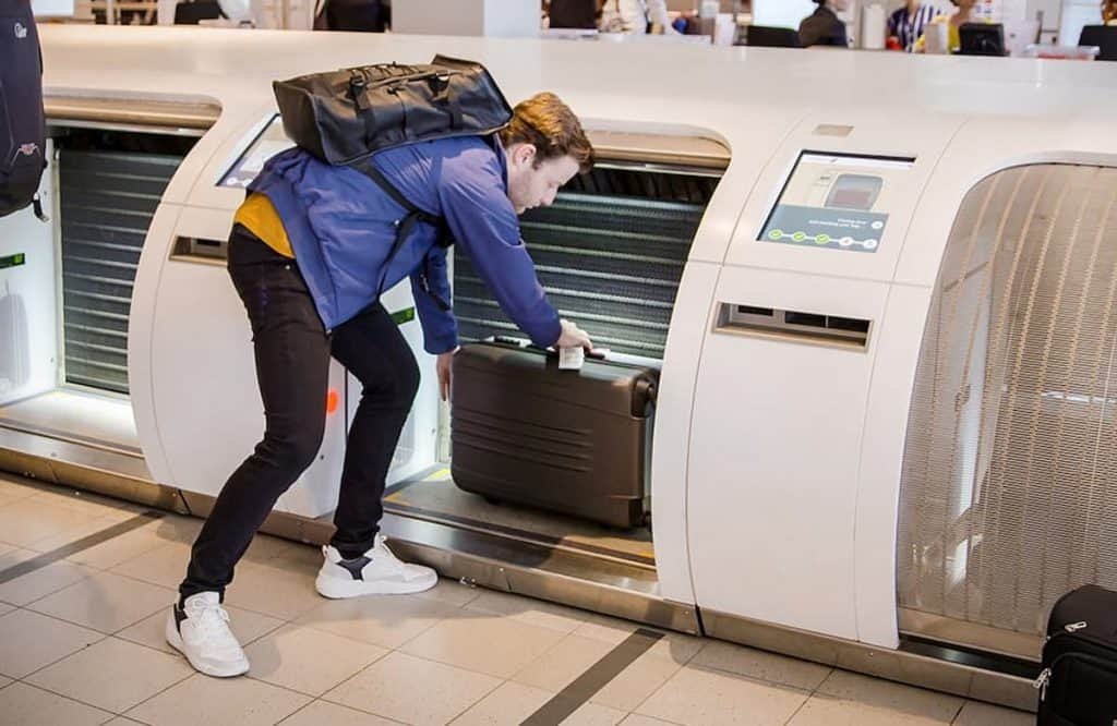 Carregamento automático de bagagem no Aeroporto de Amsterdã-Schiphol/reprodução